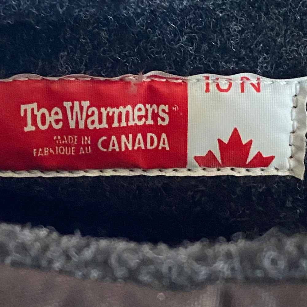 Toe Warmers Ankle Boots Womens 10N Black Excellent Front Zip Made in Canada